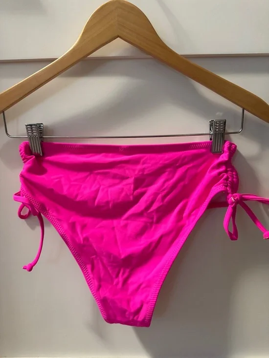 Women’s Hot Pink Two-Piece Swim Set - Classic Bikini - Picture 5 of 10